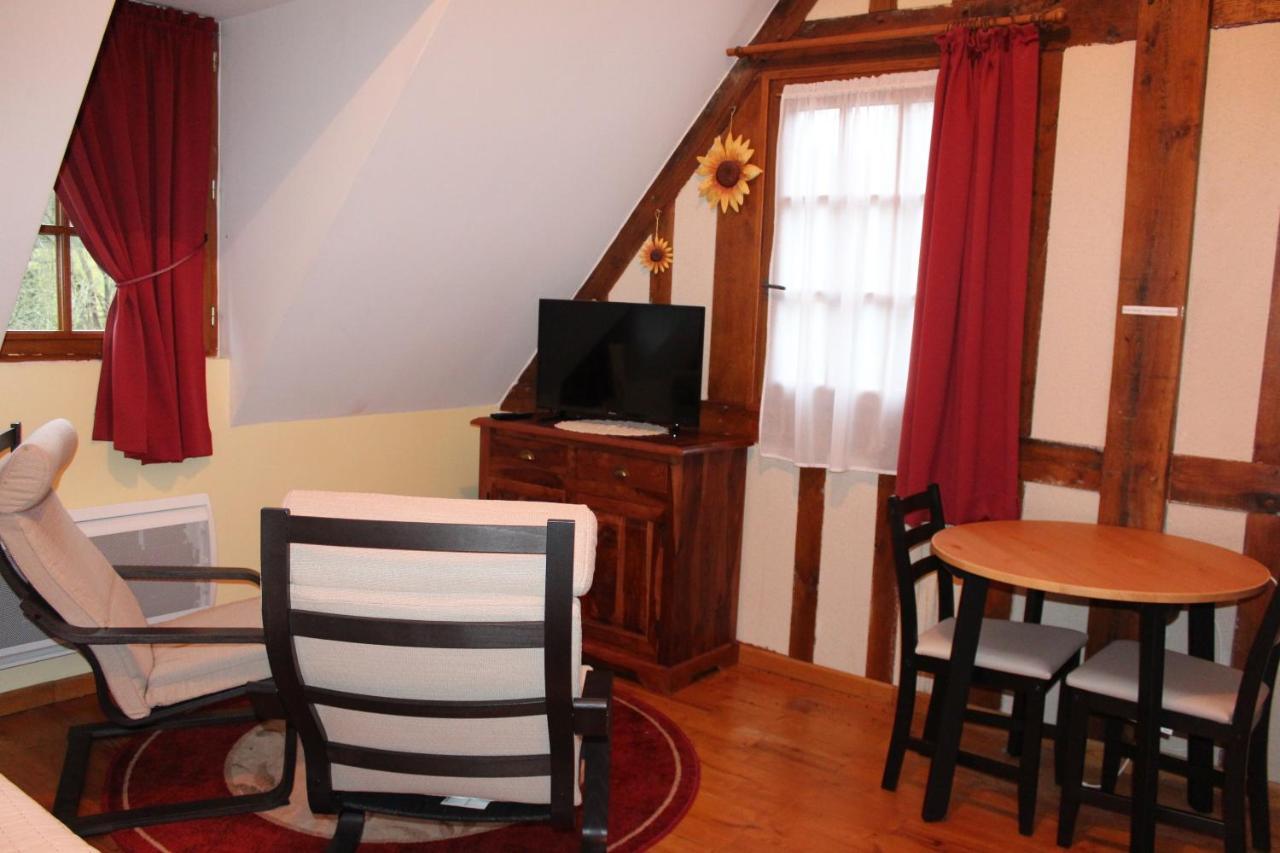 B&B Devalpierre Adult Only Glanville Exterior foto