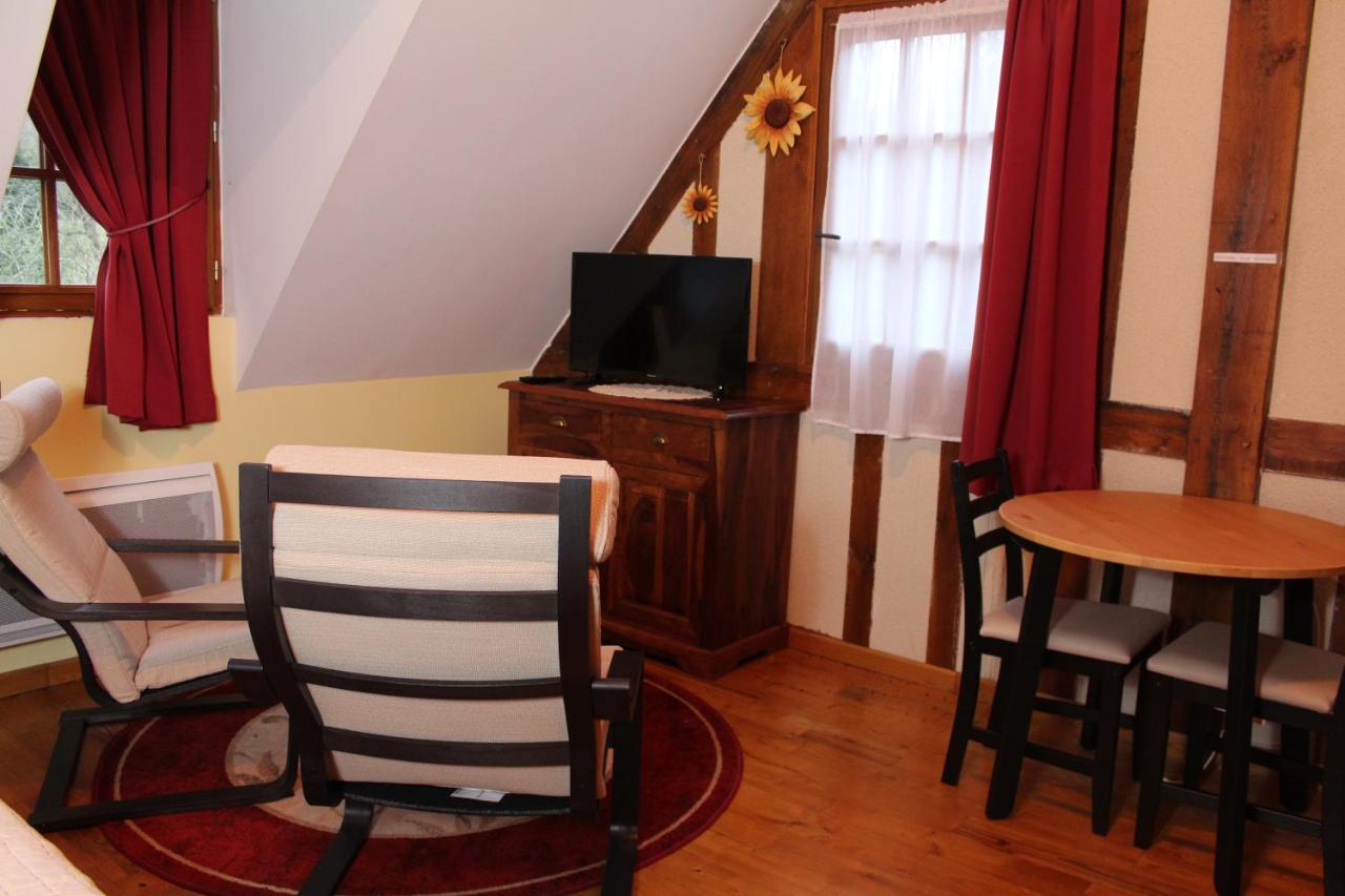B&B Devalpierre Adult Only Glanville Exterior foto