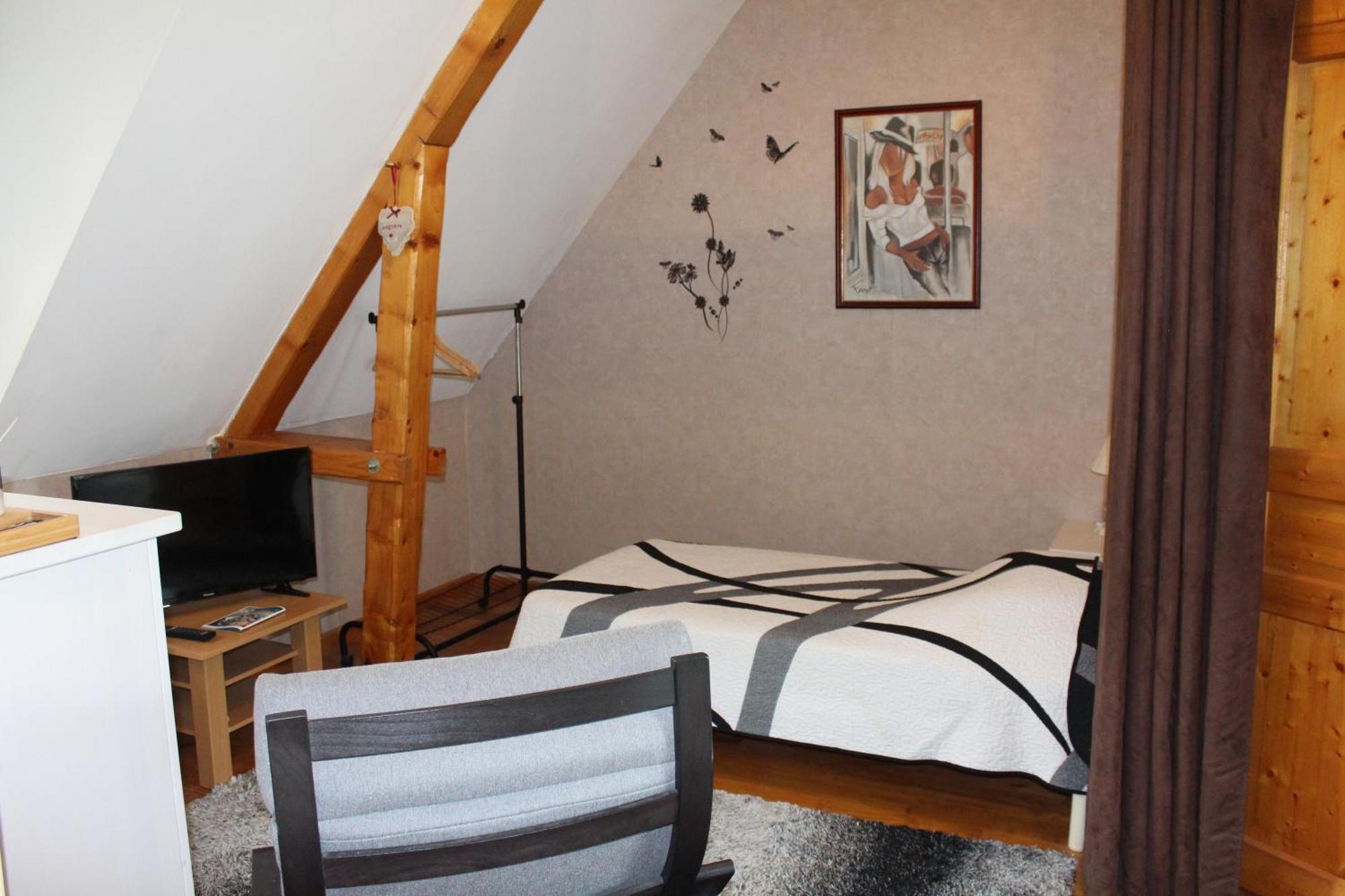 B&B Devalpierre Adult Only Glanville Exterior foto