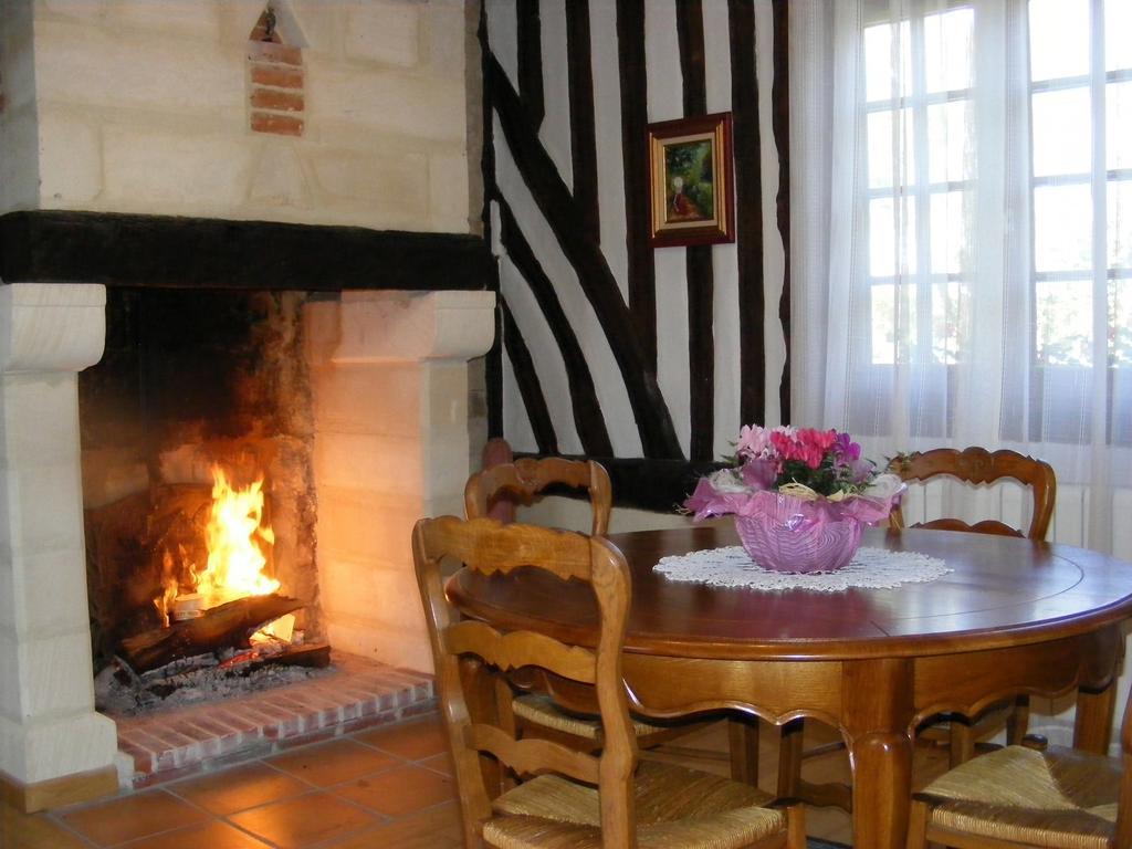 B&B Devalpierre Adult Only Glanville Exterior foto